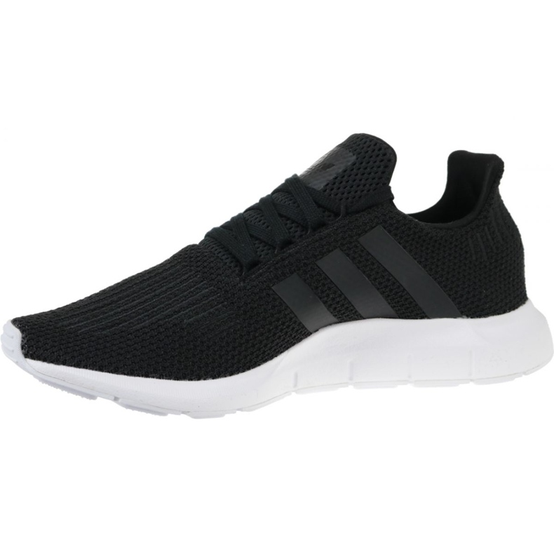 Skor adidas Swift Run M B37726 svart 1