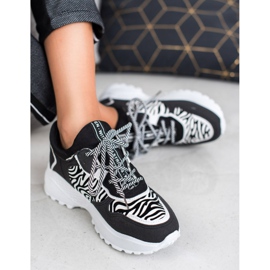 SHELOVET Moderiktiga Zebra Print Sneakers vit svart 1