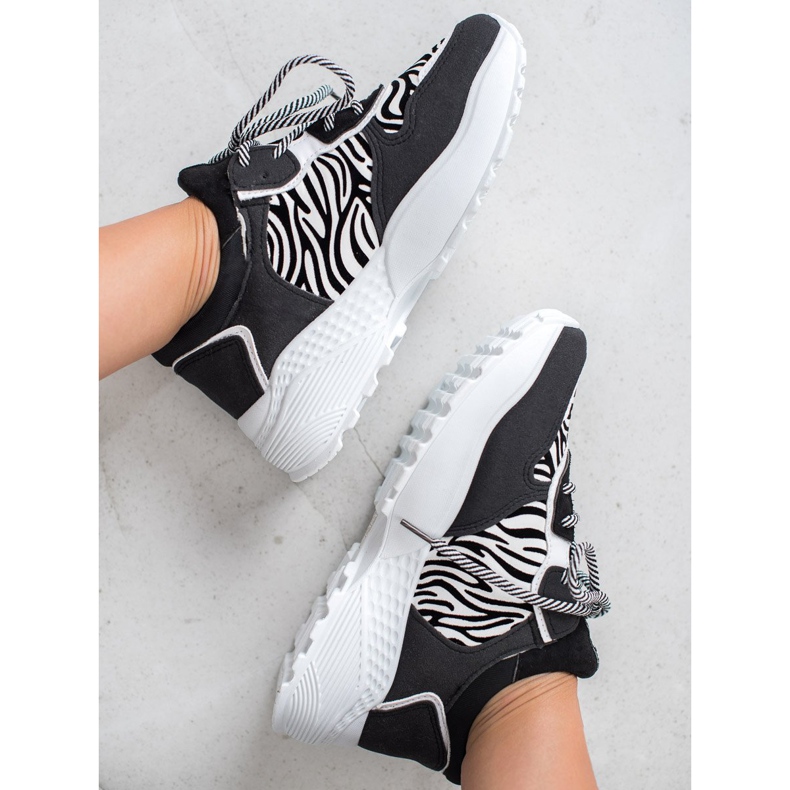 SHELOVET Moderiktiga Zebra Print Sneakers vit svart 2