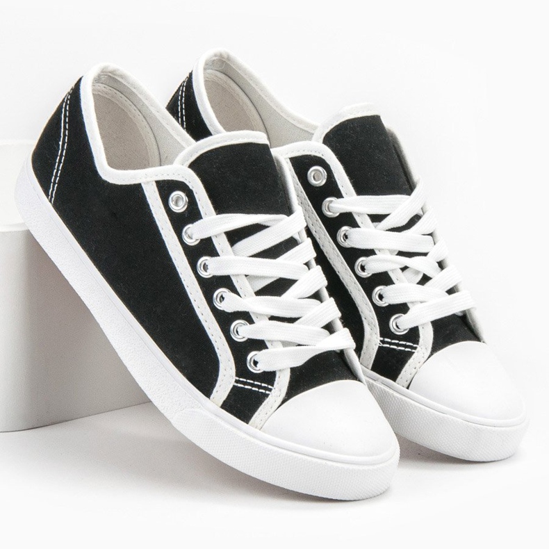 SHELOVET Låga damskor vit svart 2