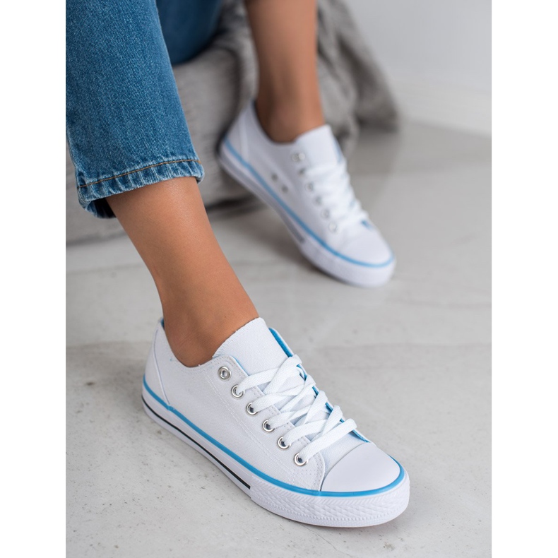 SHELOVET Klassiska vita sneakers 1
