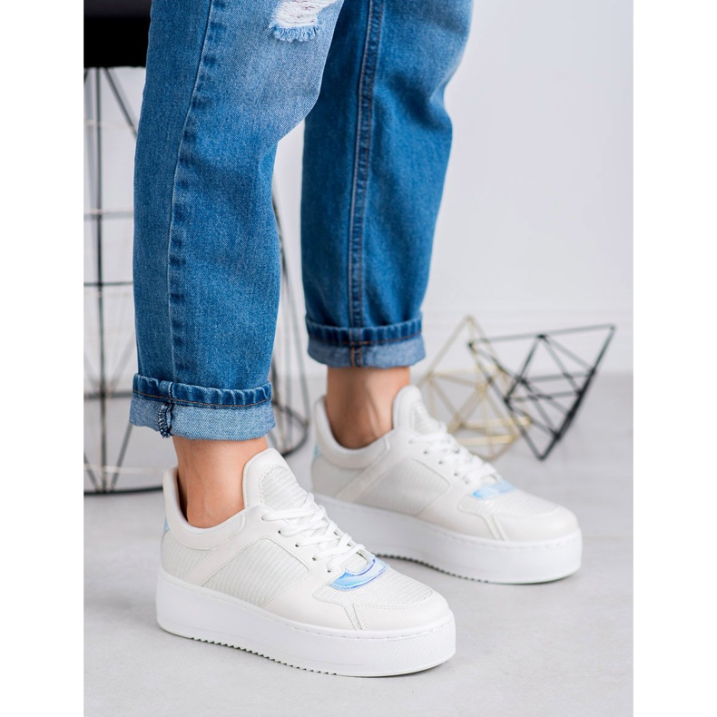 Ideal Shoes Sneakers med glitter vit 2