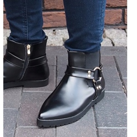 Varma eleganta stövlar med spänne HW14 svart 1