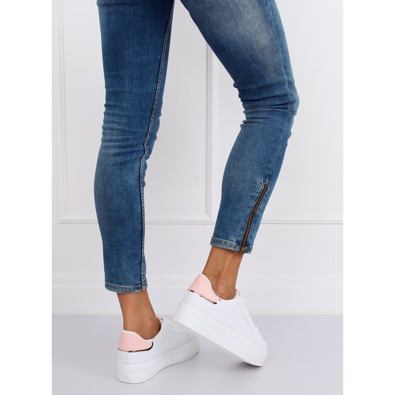 Sneakers på en hög sula vit och rosa B0-31 VIT / ROSA 1