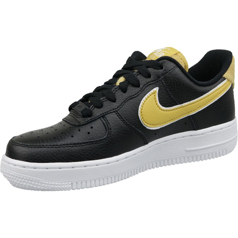 Nike Wmns Air Force 1 07 Se W AA0287-017 skor svart 1