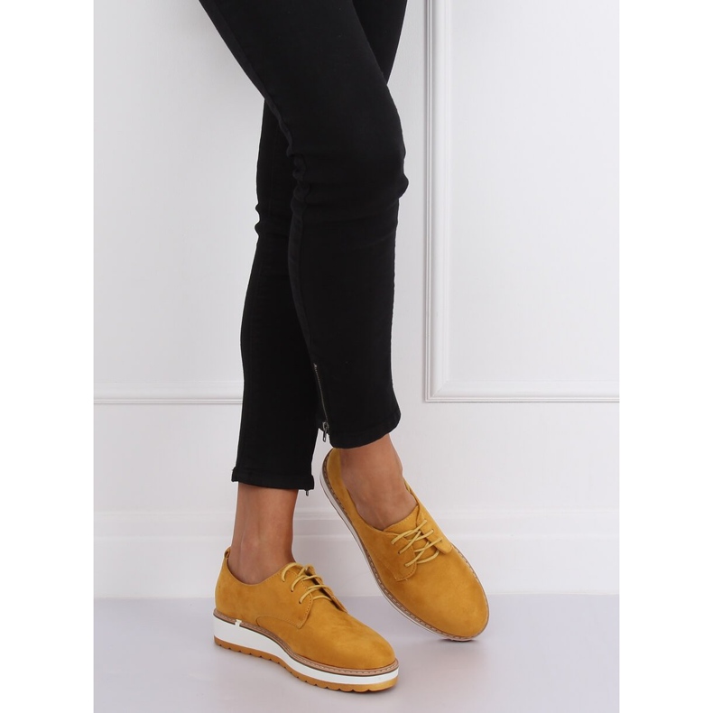Yellow Loafers för kvinnor C-7225 Yellow gul 1