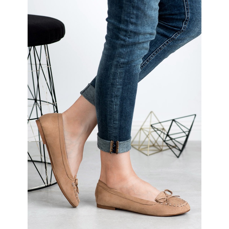 Small Swan Mörkbeige loafers med rosett 1