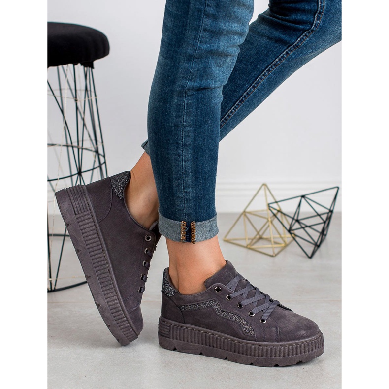 SHELOVET Grå sneakers 1