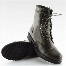 Gröna stövlar med dubbar B0-193 Gröna 1