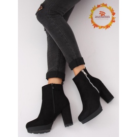 Stövlar på stolpen svart 0-282 Svart 1