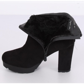 Stövlar på stolpen svart 0-282 Svart 2