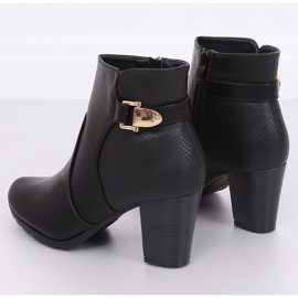 Svarta högklackade stövlar F168 Svart 1