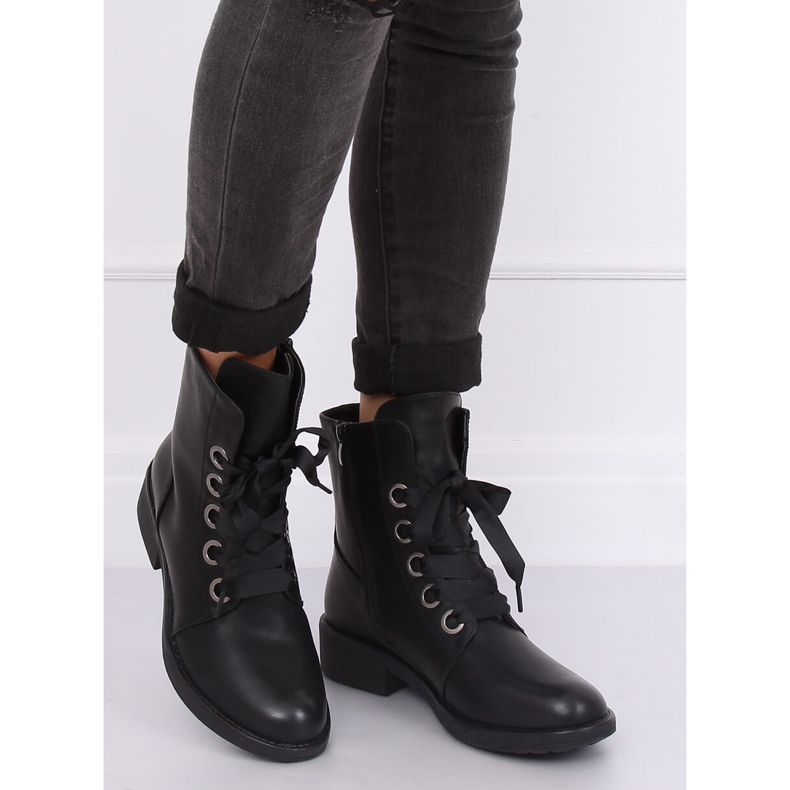 Snörstövlar svart ZX2805 Svart 2