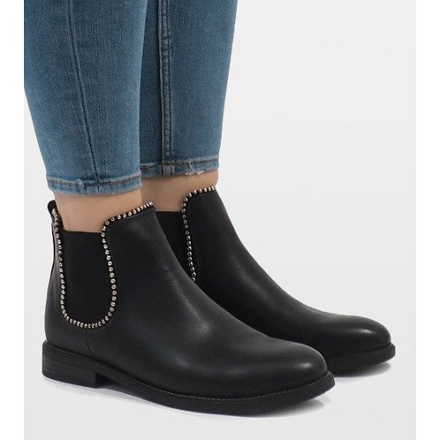 Svarta isolerade stövlar med ett elastiskt band 1003-PA 1