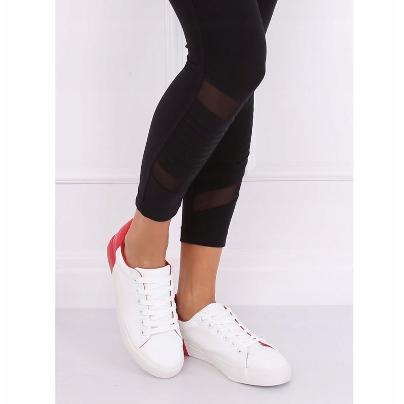 Dam sneakers vita och röda A88-29 W-RED 1