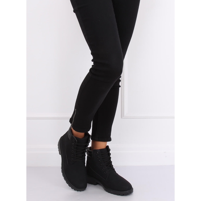 Svarta damskor i trä W-3033 Svart 2