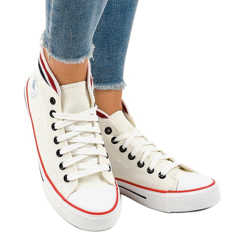 Klassiska vita snörskor W01 1