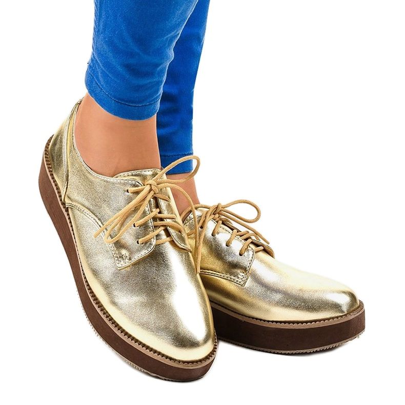 Gyllene eleganta snörskor 2017-1 1