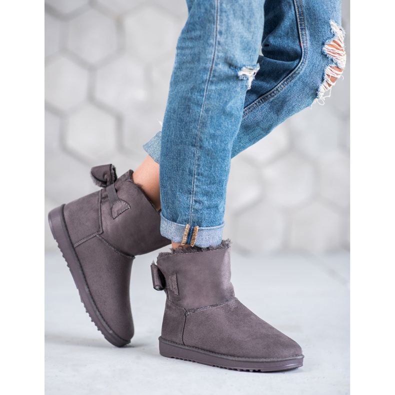 Grå Mukluki Med En Rosett 1