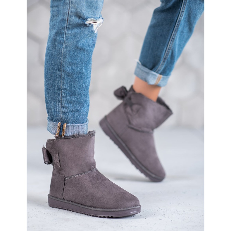 Grå Mukluki Med En Rosett 2