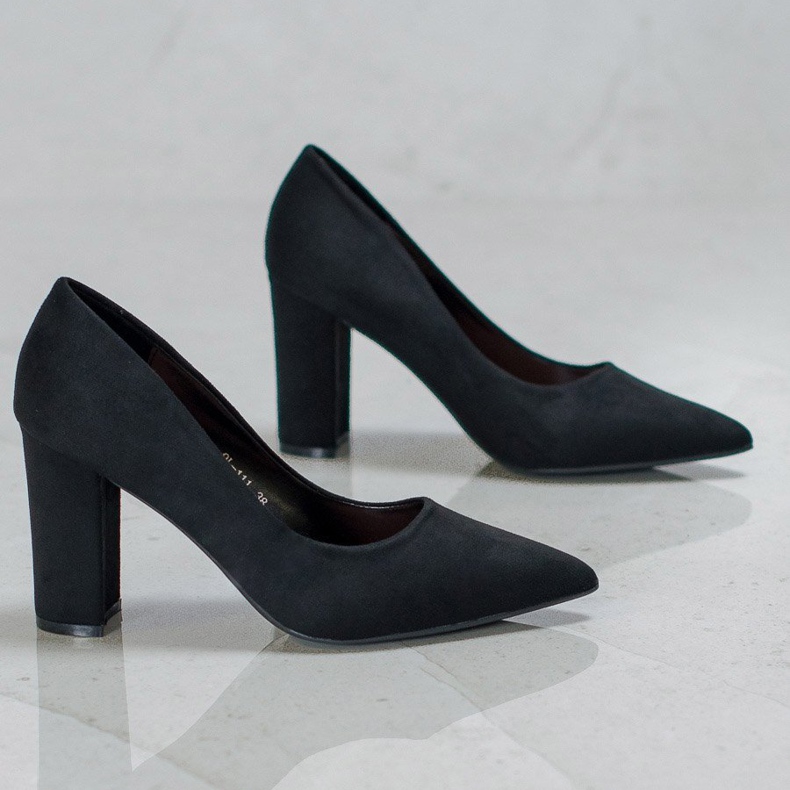 Laura Mode Svarta mockapumpar 2