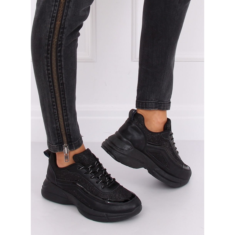 BY-082 Svarta svarta sportskor 2