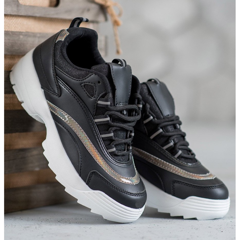 SHELOVET Trendiga svarta sneakers 1