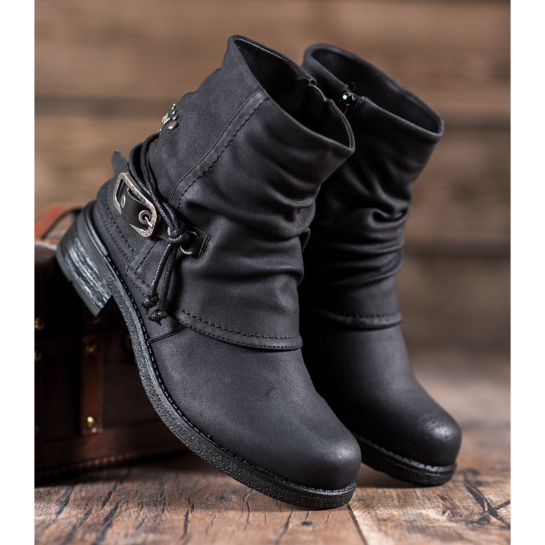 SHELOVET Arbetare Med Ett Dekorativt Spänne svart 1