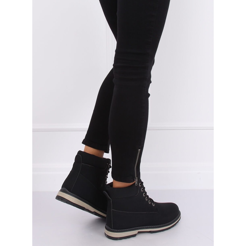 Svarta isolerade träskor W19-42 Svart 1