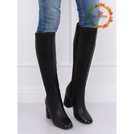 Svarta klassiska höga klackar 5319 Svart 1