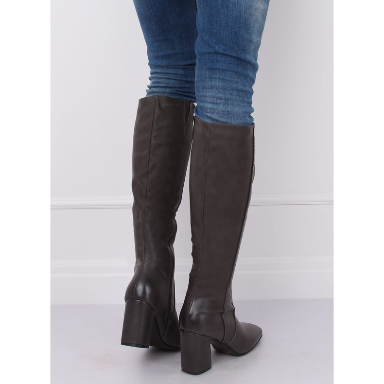 Grå Högklackat klassiskt grått 5319 Grått 2