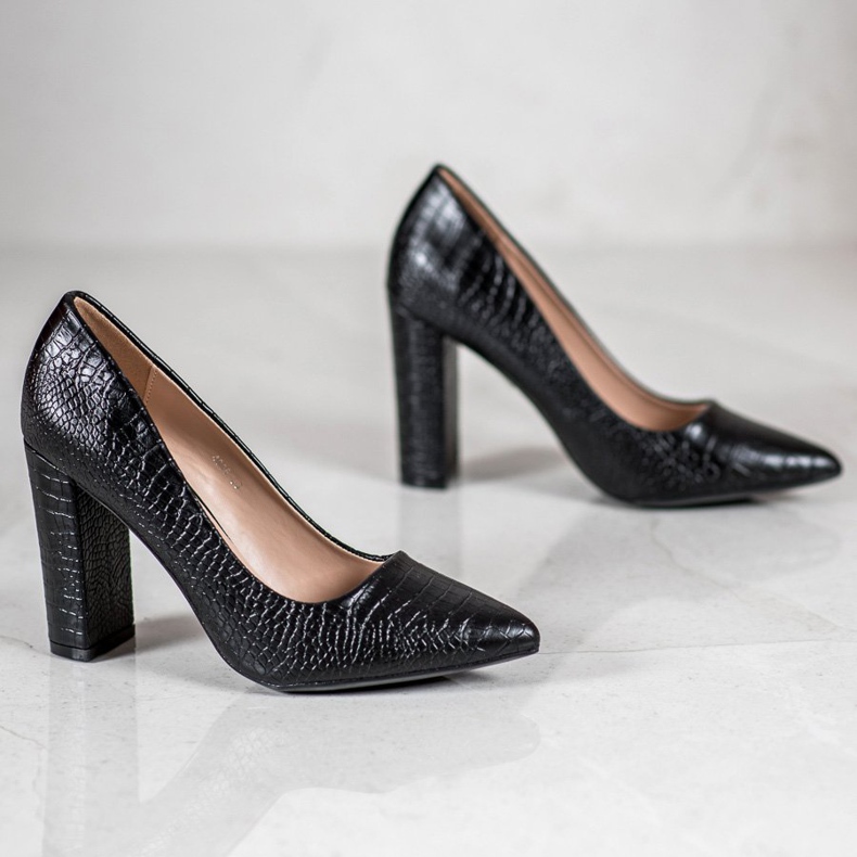 Diamantique Pumpar På En Pelare svart 1