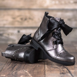 Bestelle Bandbundna stövlar grå 1