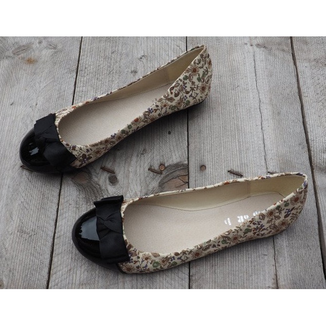 Ballerinor med rosett 6148 kaki brun svart 1