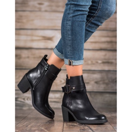 Nio Nio Klassiska högklackade stövlar svart 2