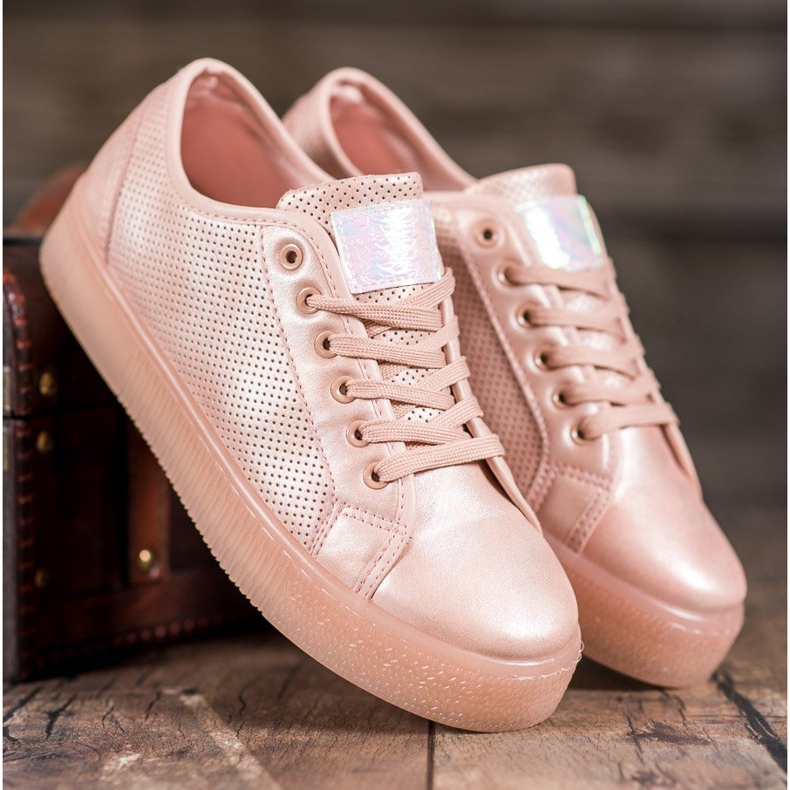 Rosa sneakers 1