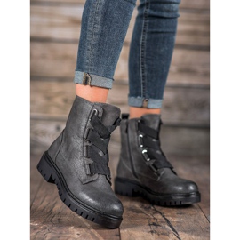 M.Daszyński Grå arbetare 1