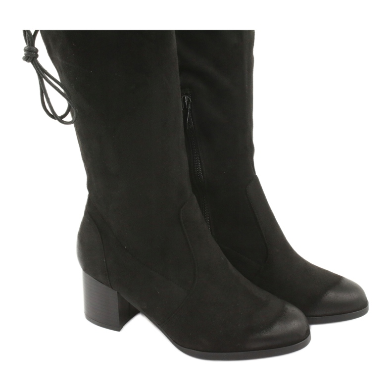 M.Daszyński Svart mocka över knäskorna 1715 5