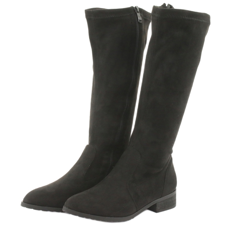 M.Daszyński Svarta stretchstövlar platt häl MR1602 3