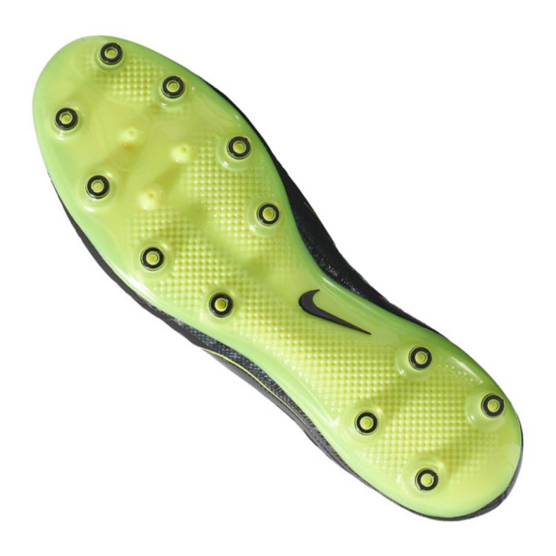 Nike Phantom Vnm Pro AG-Pro M AO0574-007 fotbollsskor svart svart 2