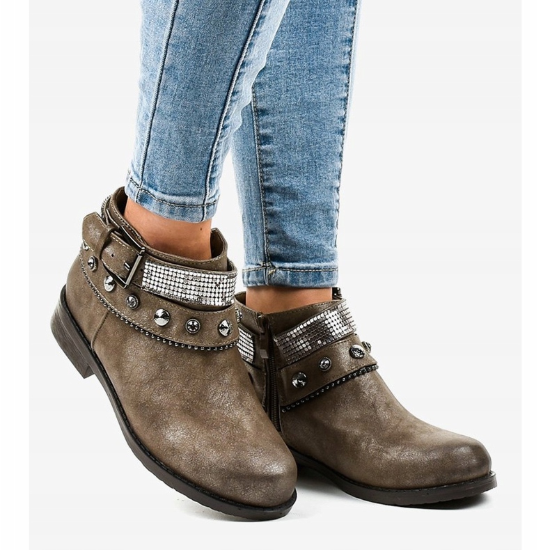 Bruna stövlar dekorerade med en LL178 dragkedja 2