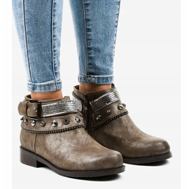 Bruna stövlar dekorerade med en LL178 dragkedja 1