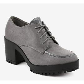 Grå stövlar på stolpen massiv HQ651 1