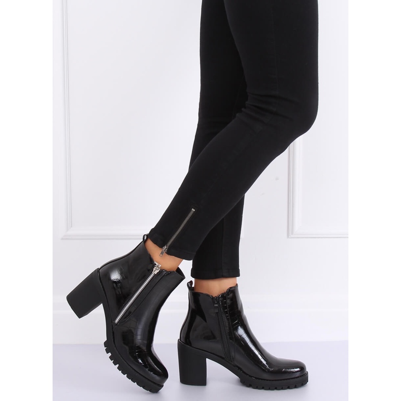 Svartlackerade Chelsea -stövlar DA37P Svart 1