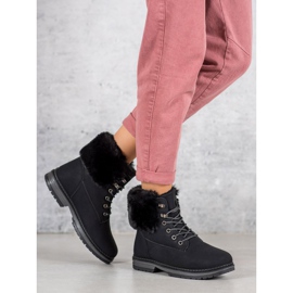 SDS Svarta fällare med päls 1