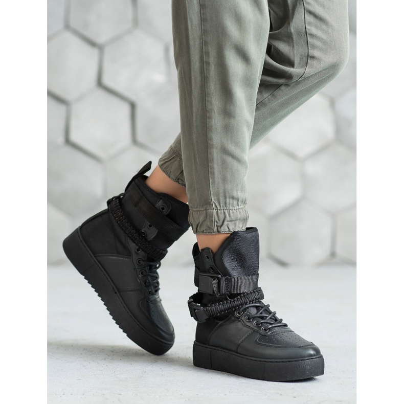 Diamantique Höga stövlar med spännen svart 1