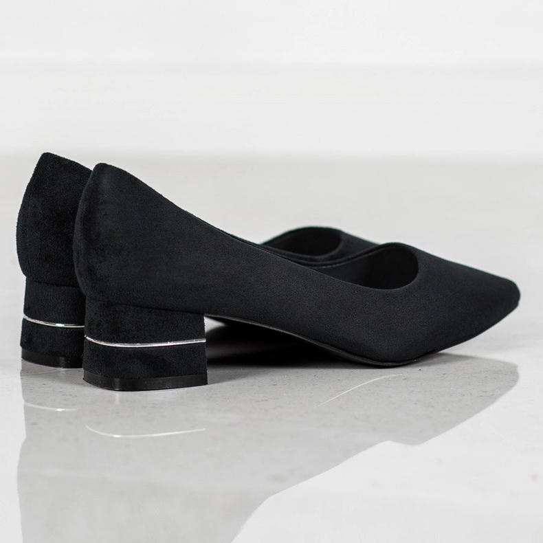 Goodin Pumpar med dekorativt bälte svart 2