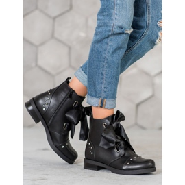 Bestelle Bandbundna stövlar svart 1