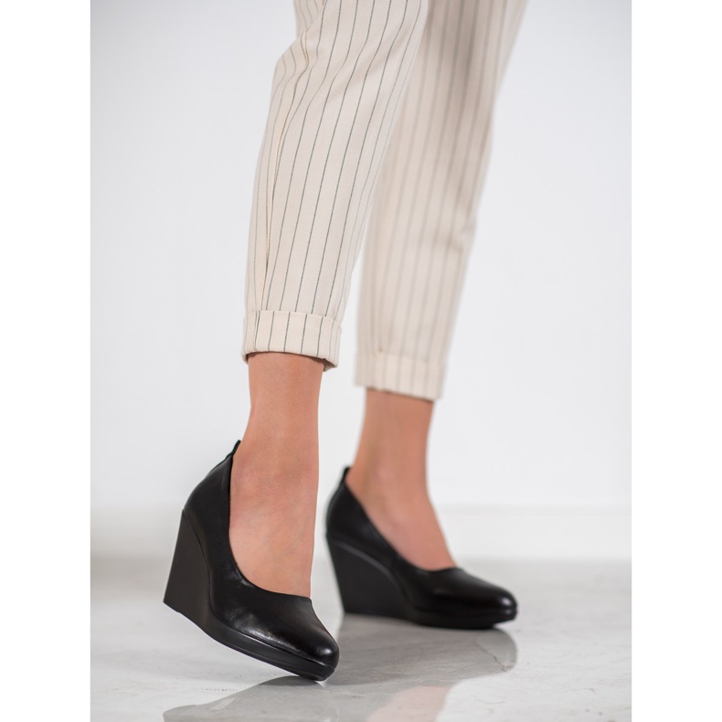 J. Star Bekväma svarta pumpar 2