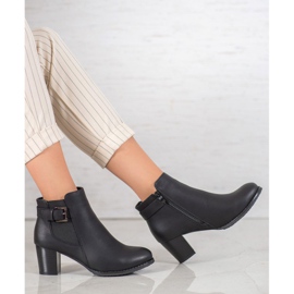 J. Star Eleganta damskor svart 1